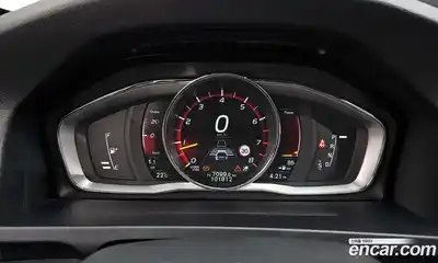 Volvo V60 2015 2.5 гидро в Москве № 230598, миниатюра 8