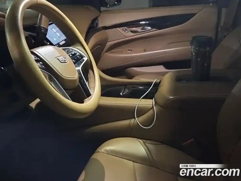 Cadillac Escalade 2017 6.2 гидро в Москве № 256575, фото 13