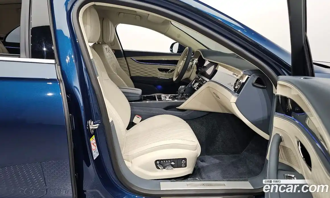 Bentley Flying Spur 2024 4.0 гидро в Москве № 256588, фото 11