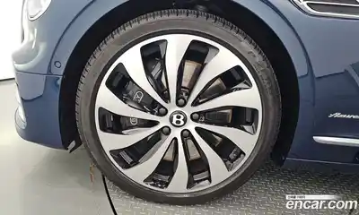 Bentley Flying Spur 2024 4.0 гидро в Москве № 256588, миниатюра 5