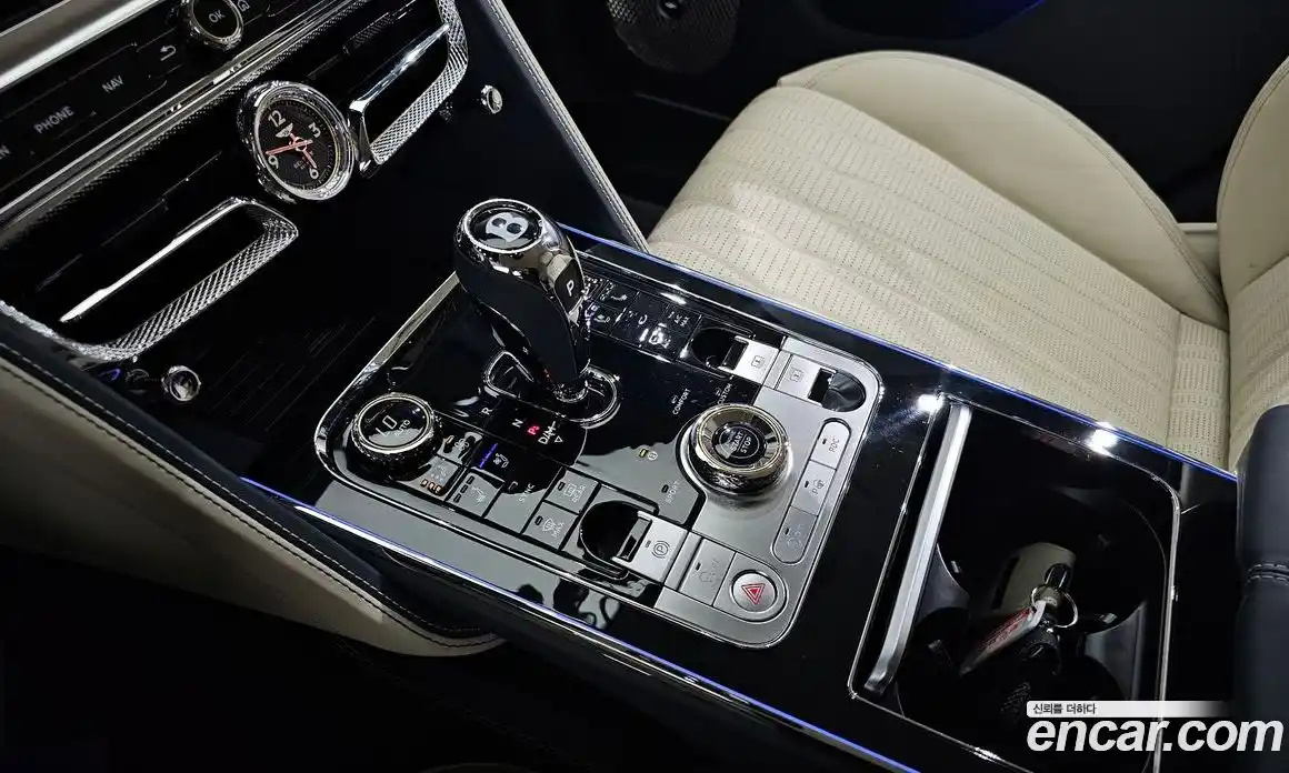 Bentley Flying Spur 2024 4.0 гидро в Москве № 256588, фото 9