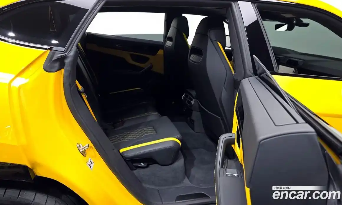 Lamborghini Urus 2025 4.0 гидро в Москве № 320744, фото 12