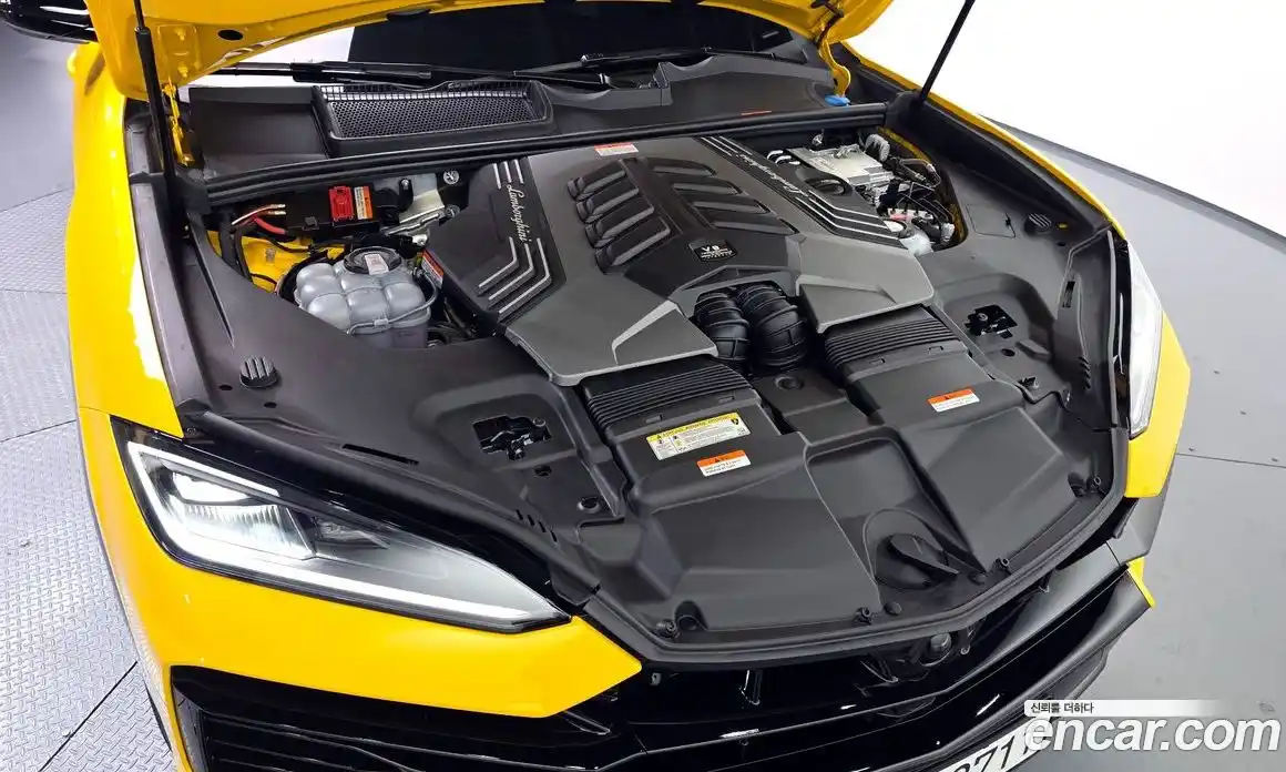 Lamborghini Urus 2025 4.0 гидро в Москве № 320744, фото 6