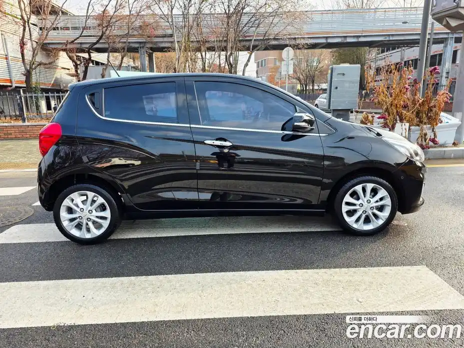 Chevrolet Spark 2019 1.0 гидро в Москве № 40336, фото 4