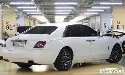 Rolls-Royce Ghost 2023 6.7 гидро в Москве № 407388, миниатюра 3