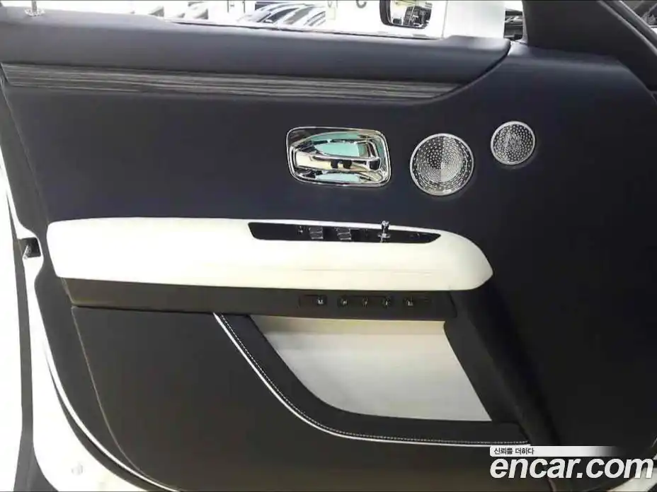 Rolls-Royce Ghost 2023 6.7 гидро в Москве № 407388, фото 9