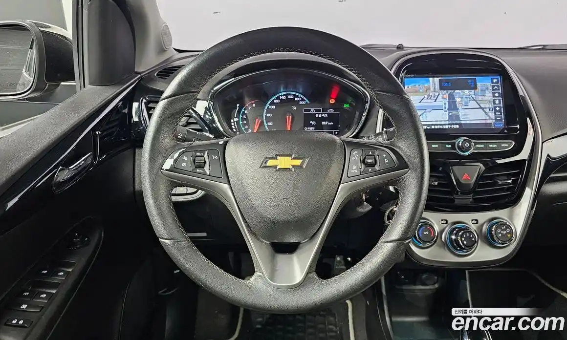 Chevrolet Spark 2017 1.0 гидро в Москве № 41455, фото 15