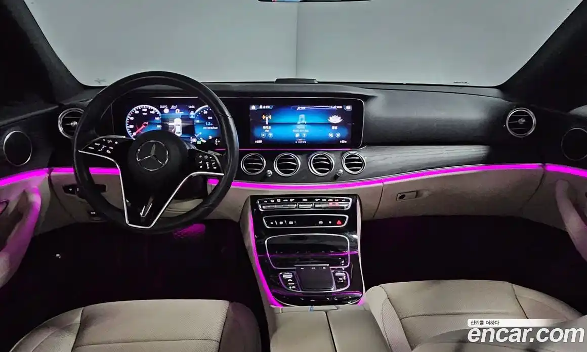 Mercedes-Benz E-Class 2022 2.0 гидро, фото 15