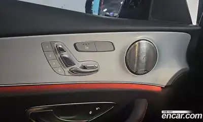 Mercedes-Benz E-Class 2020 2.0 гидро, миниатюра 8