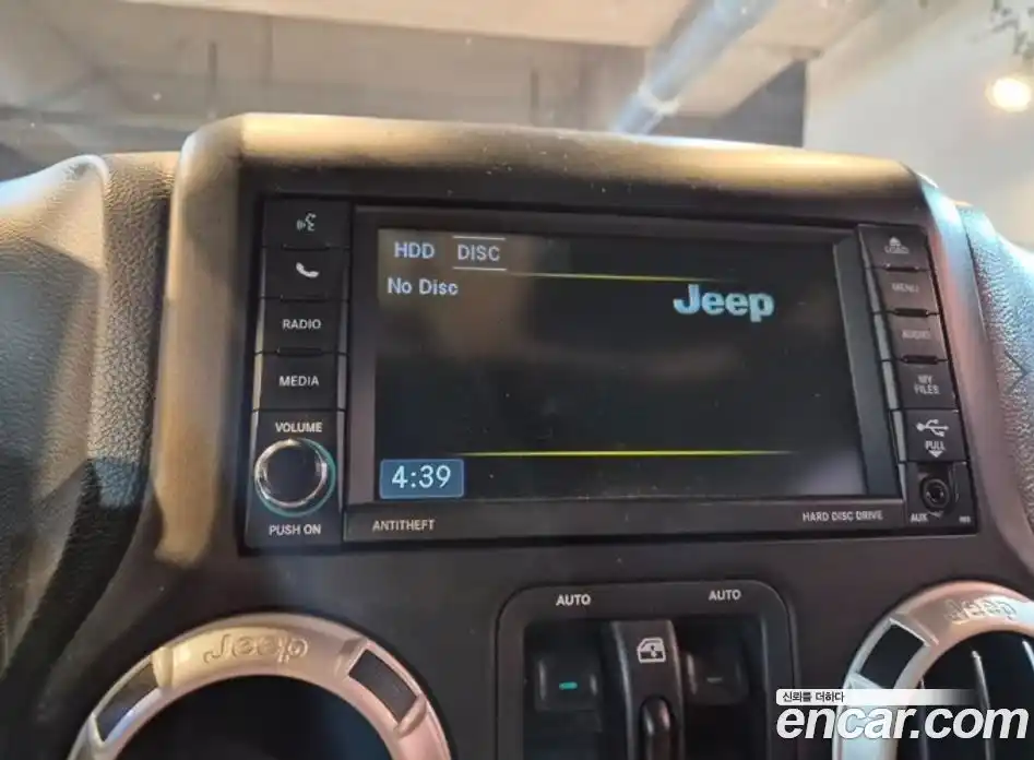 Jeep Wrangler 2014 2.8 гидро в Москве № 1198768, фото 15
