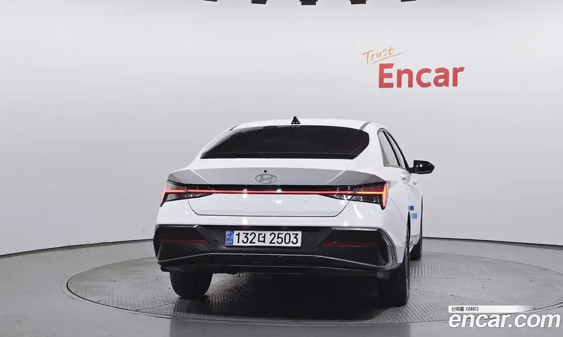 Hyundai Avante 2024 1.6 гидро в Москве № 1244471, фото 4
