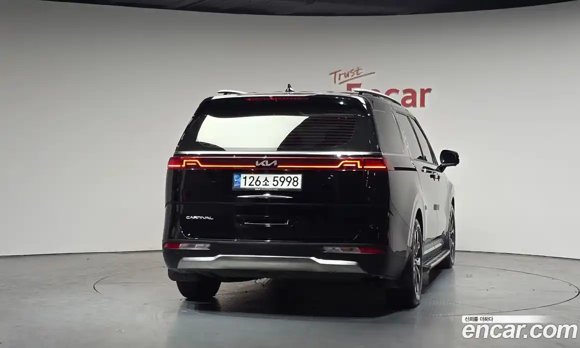 Kia Canival 2021 2.2 Автомат в Москве № 1245016, фото 3