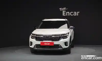 Kia Seltos 2023 1.6 гидро в Москве № 1245048, миниатюра 3