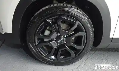 Kia Seltos 2023 1.6 гидро в Москве № 1245048, миниатюра 5