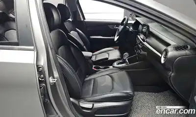 Kia K3 2020 1.6 Автомат в Москве № 1245147, миниатюра 10