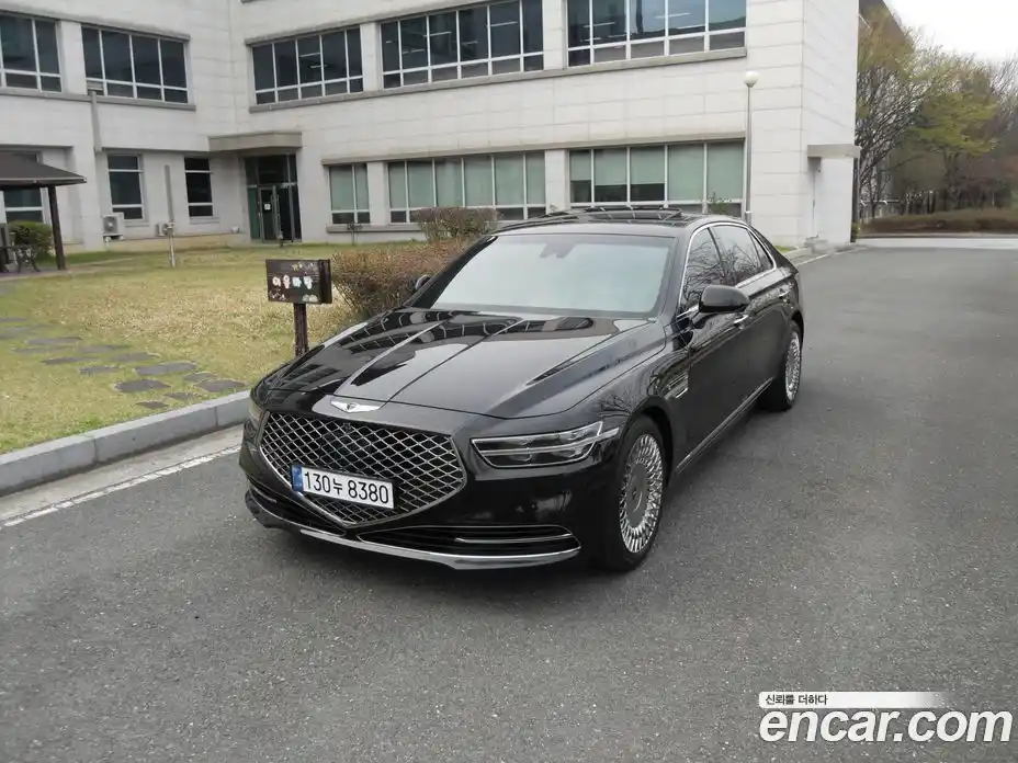 Genesis G90 2019 5.0 гидро в Москве № 1245292, фото 3