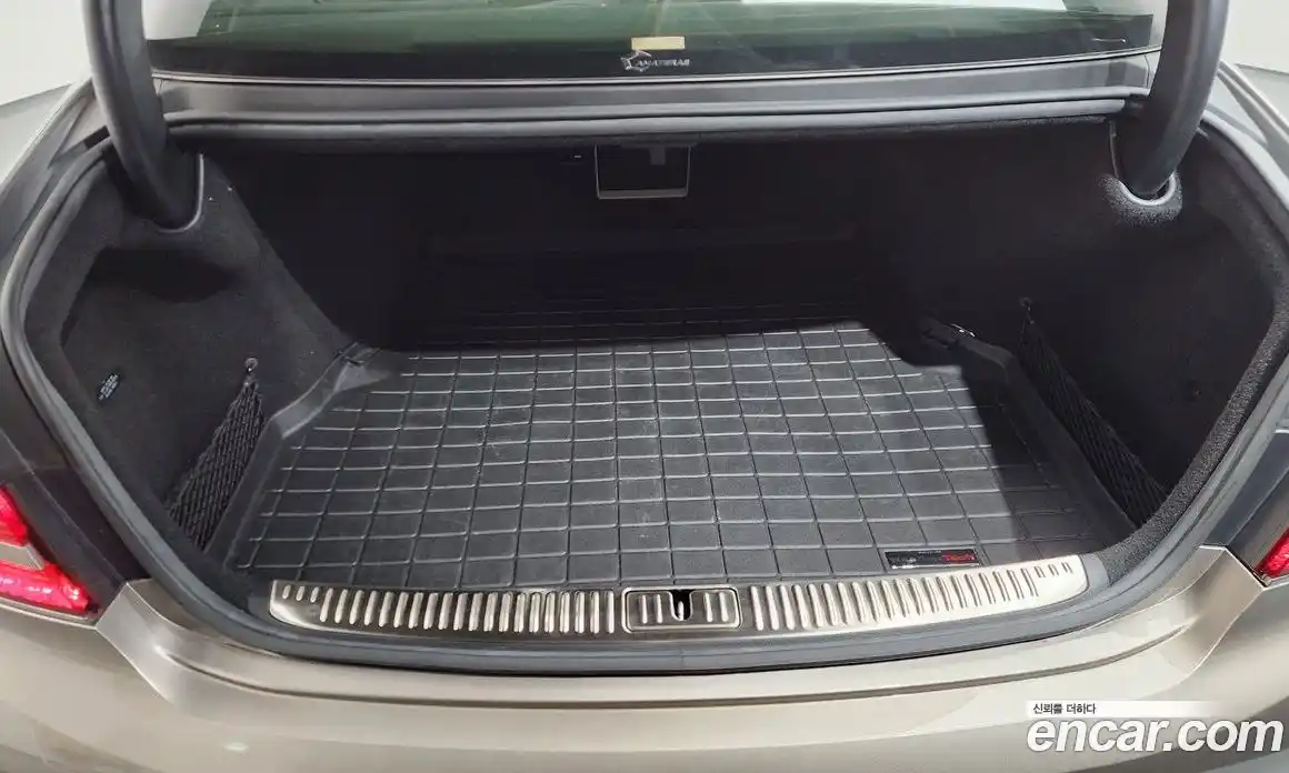 Genesis G90 2019 3.8 гидро в Москве № 1245454, фото 20