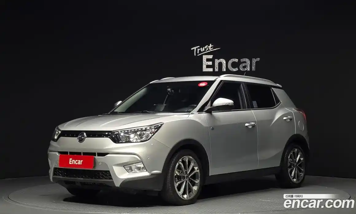 SsangYong TIBOLI 2016 1.6 Автомат в Москве № 1245732, фото 1