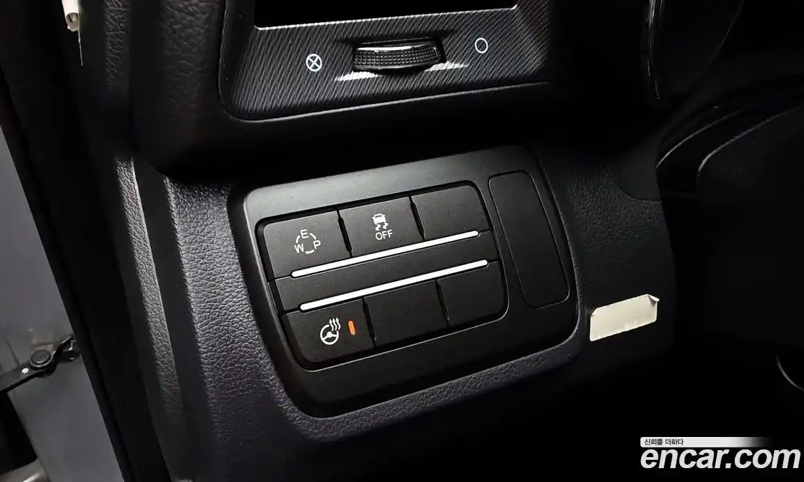 SsangYong TIBOLI 2016 1.6 Автомат в Москве № 1245732, фото 17