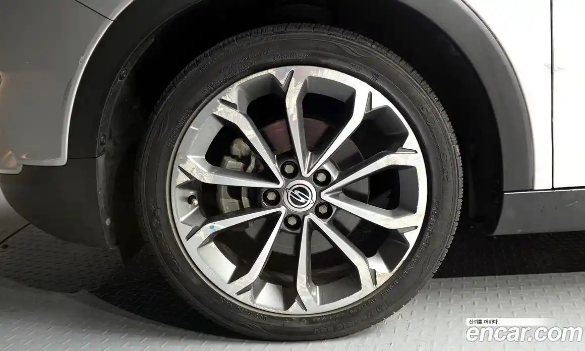 SsangYong TIBOLI 2016 1.6 Автомат в Москве № 1245732, фото 5