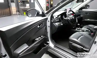 SsangYong TIBOLI 2016 1.6 Автомат в Москве № 1245732, миниатюра 10