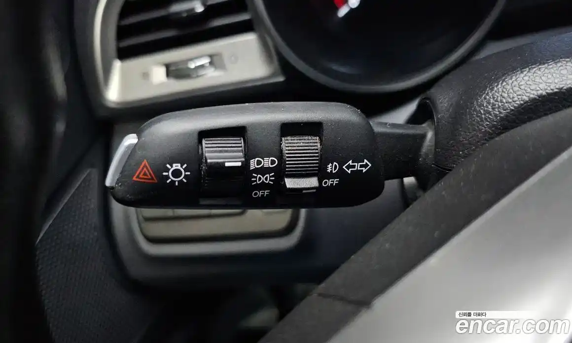 SsangYong TIBOLI 2015 1.6 Автомат в Москве № 1246059, фото 19