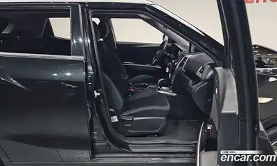 SsangYong TIBOLI 2015 1.6 Автомат в Москве № 1246059, миниатюра 10