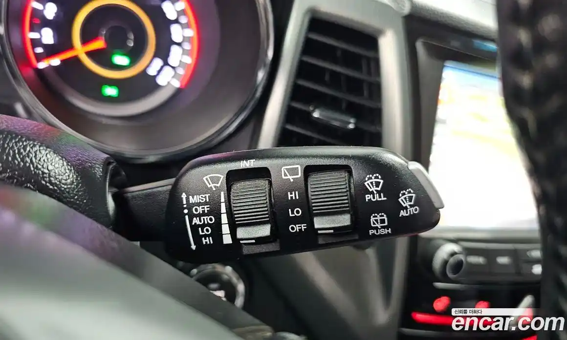 SsangYong TIBOLI 2017 1.6 Автомат в Москве № 1246097, фото 13