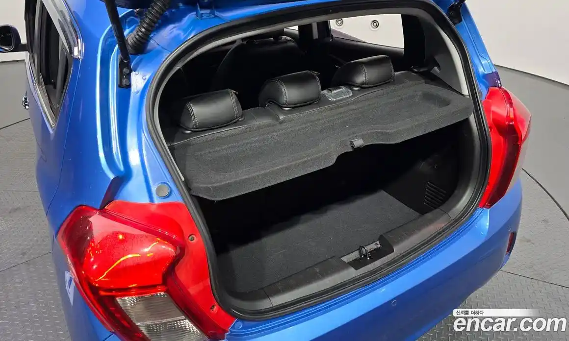 Chevrolet Spark 2016 1.0 гидро в Москве, фото 19
