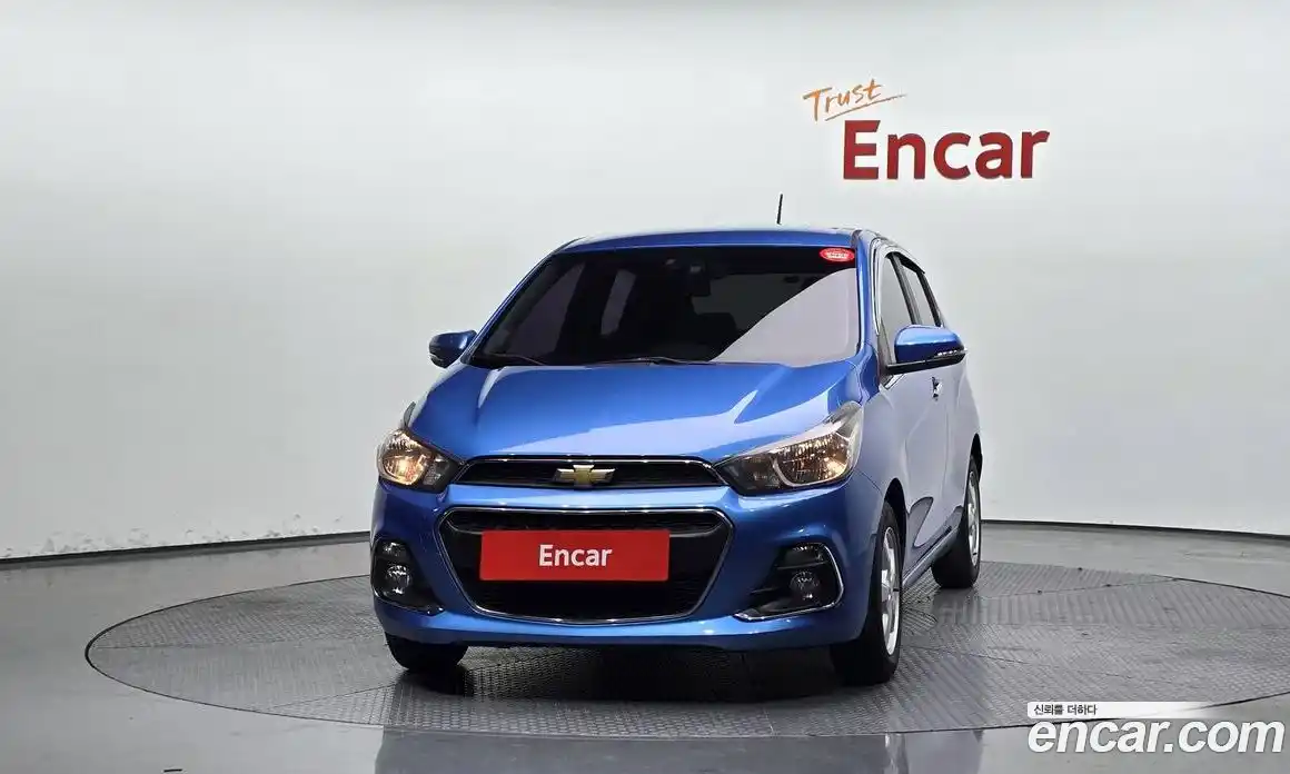 Chevrolet Spark 2016 1.0 гидро в Москве, фото 3