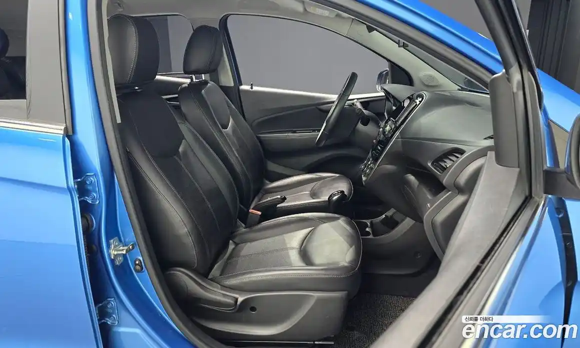 Chevrolet Spark 2016 1.0 гидро в Москве, фото 10