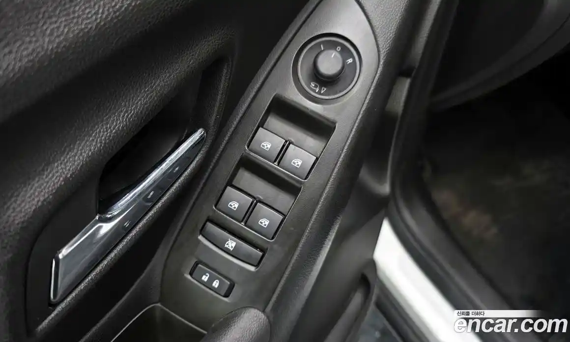 Chevrolet Trax 2015 1.4 гидро в Москве № 1247019, фото 14