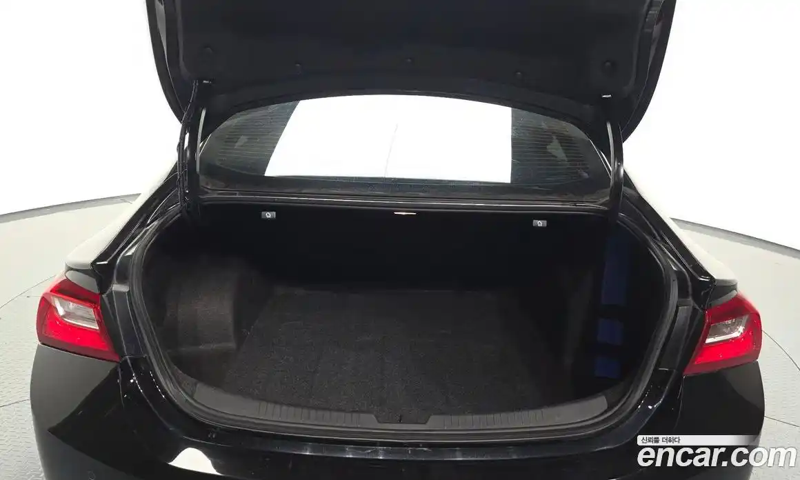Chevrolet Malibu 2017 1.5 гидро в Москве № 1247041, фото 17
