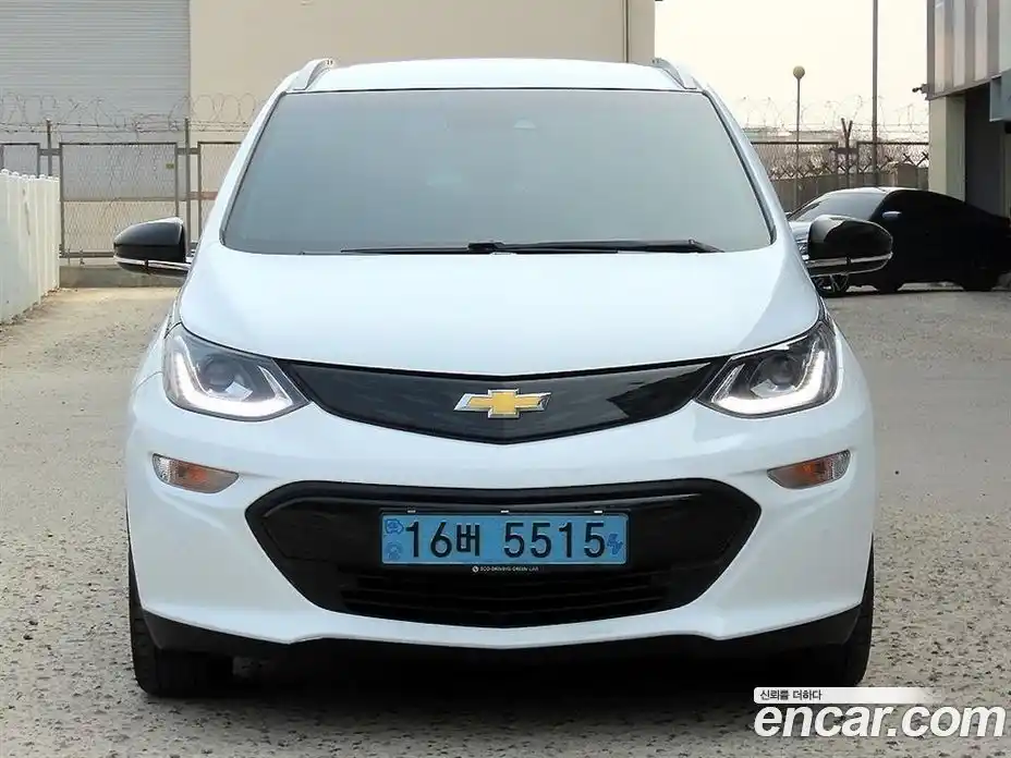 Chevrolet Bolt EV 2018 0.2 Автомат в Москве № 1247414, фото 3