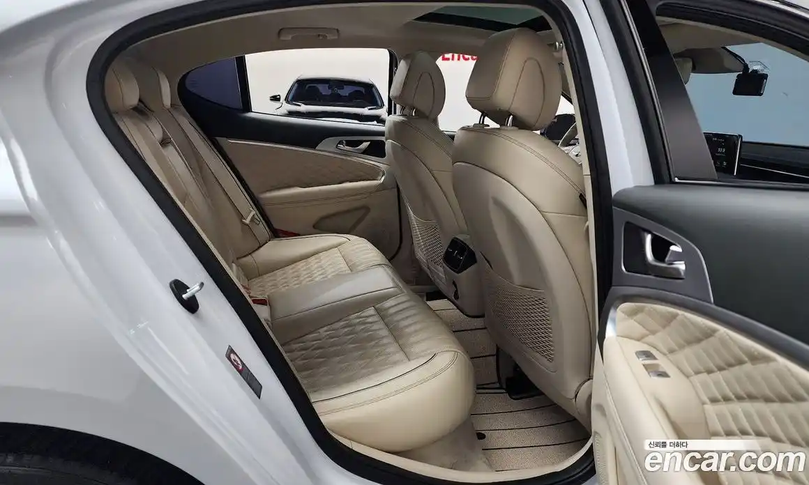 Genesis G70 2019 2.0 Автомат в Москве № 1248464, фото 12