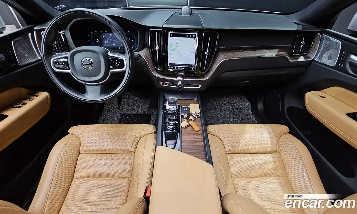 Volvo XC60 2022 2.0 гидро в Москве № 1250002, фото 7