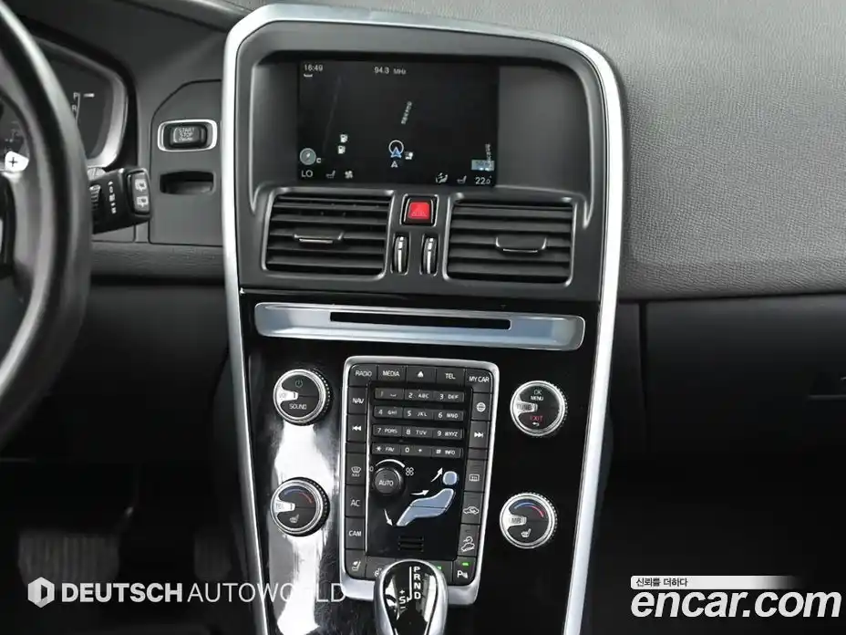 Volvo XC60 2016 2.4 гидро в Москве № 1250054, фото 14
