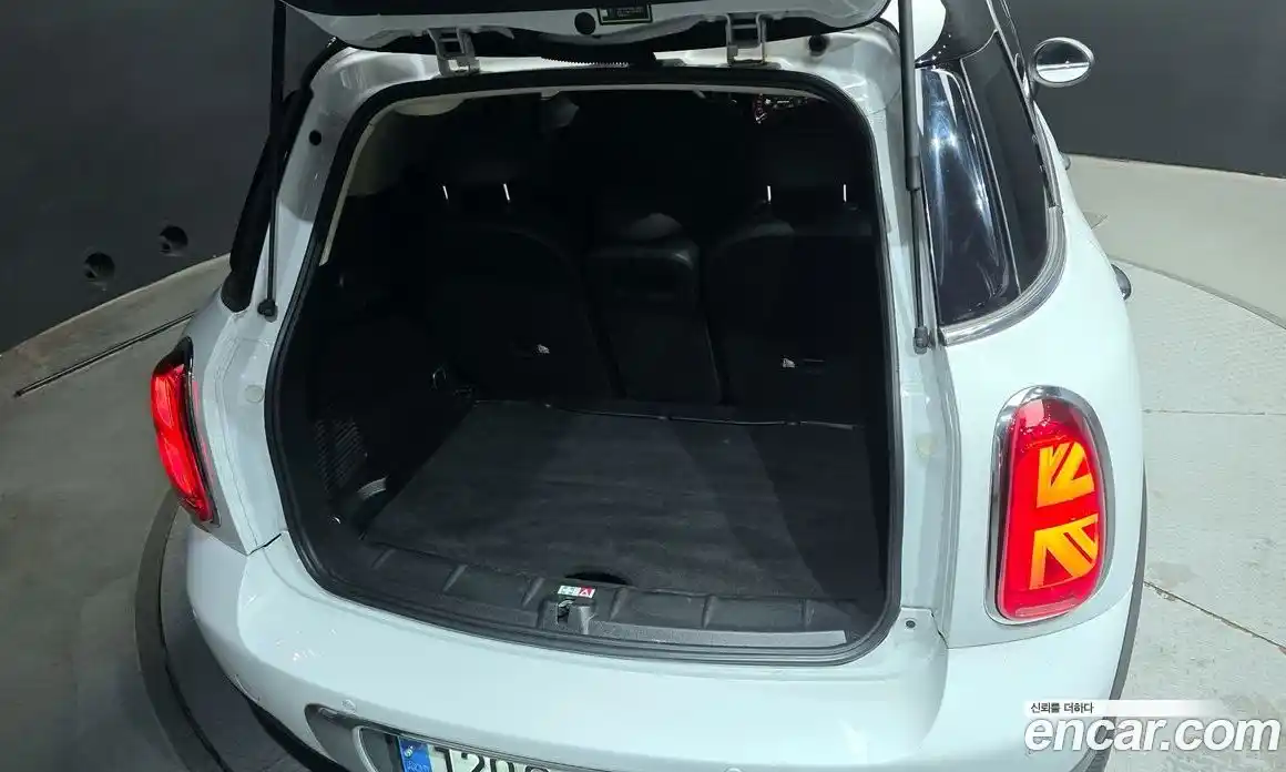 Mini Countryman 2015 2.0 гидро в Москве № 1250904, фото 20