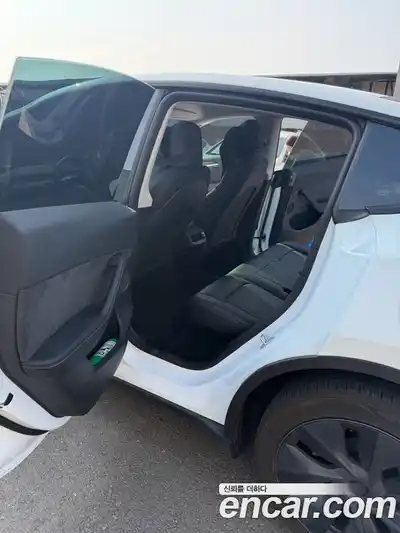 Tesla Model Y 2024 гидро в Москве № 1251006, миниатюра 12