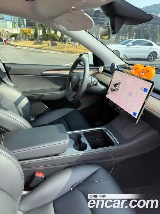 Tesla Model Y 2024 гидро в Москве № 1251006, фото 17