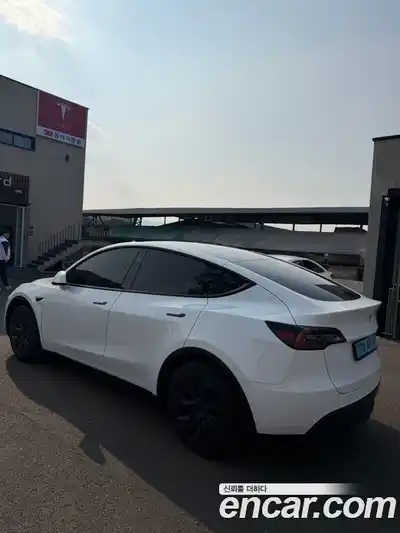 Tesla Model Y 2024 гидро в Москве № 1251006, миниатюра 5