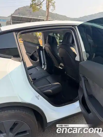 Tesla Model Y 2024 гидро в Москве № 1251006, миниатюра 6