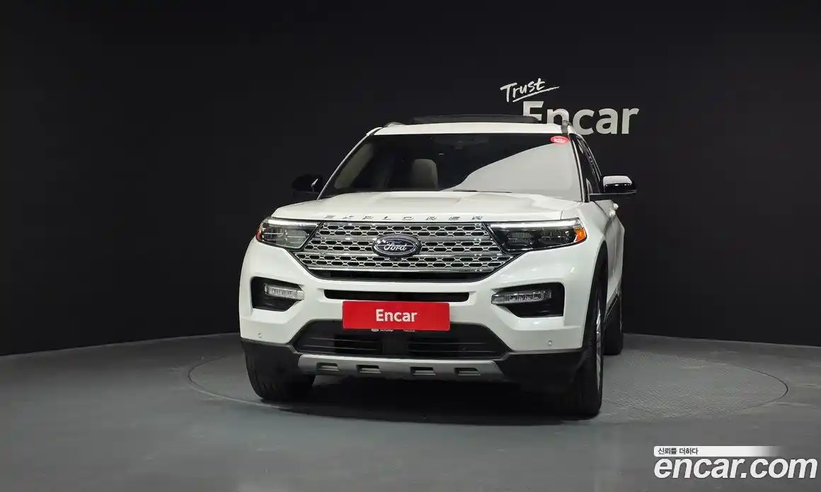 Ford Explorer 2023 2.3 гидро в Москве № 1252425, фото 3