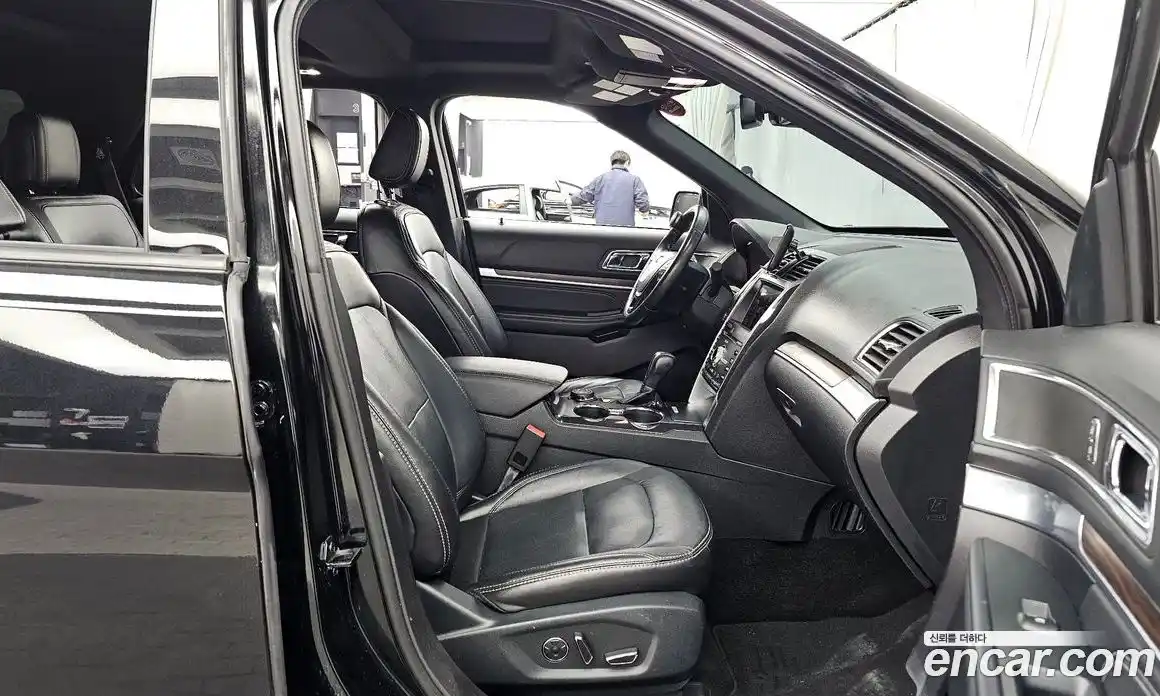 Ford Explorer 2018 2.3 гидро в Москве № 1252849, фото 11