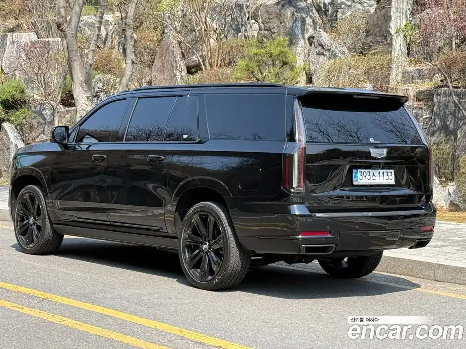 Cadillac Escalade 2025 6.2 гидро в Москве № 1253593, фото 3