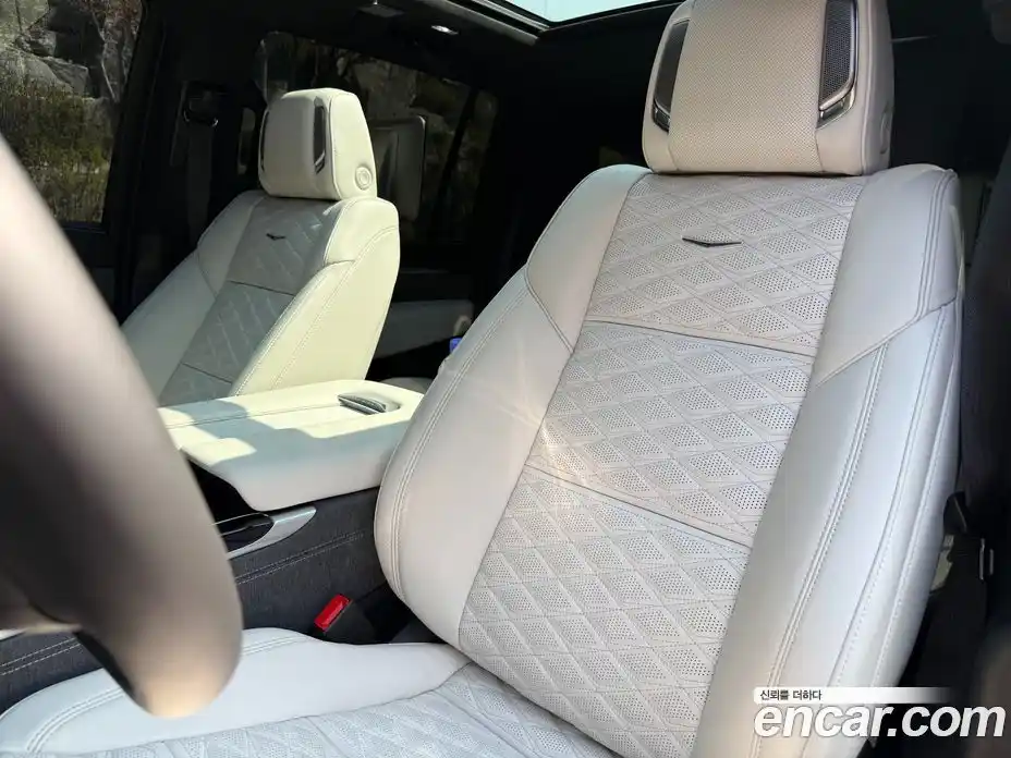 Cadillac Escalade 2025 6.2 гидро в Москве № 1253593, фото 9