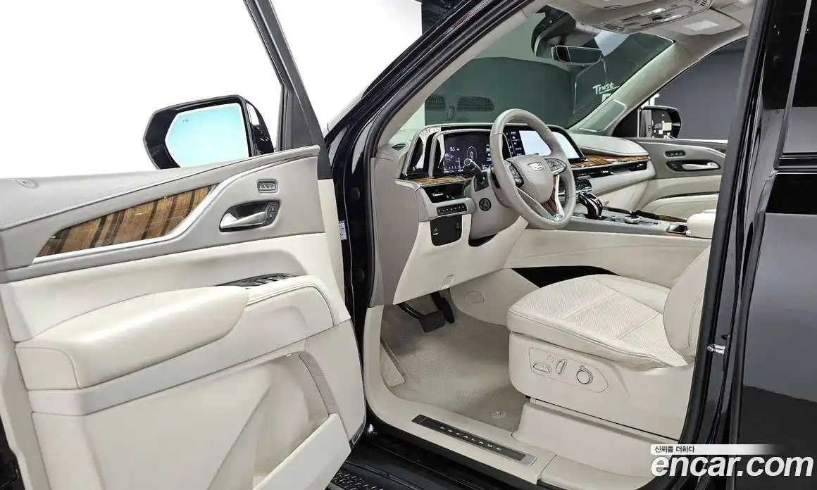 Cadillac Escalade 2022 6.2 гидро в Москве № 1253632, фото 11
