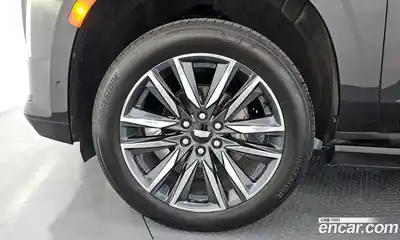 Cadillac Escalade 2022 6.2 гидро в Москве № 1253632, миниатюра 5