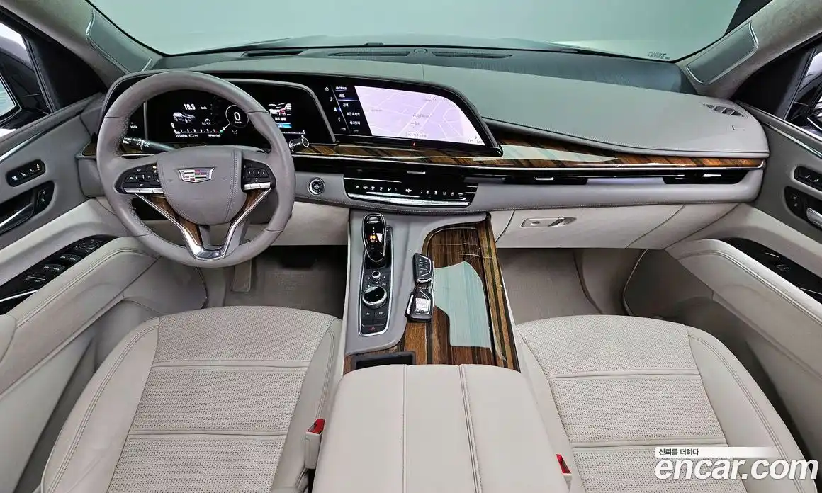Cadillac Escalade 2022 6.2 гидро в Москве № 1253632, фото 7