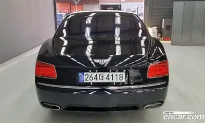 Bentley Flying Spur 2018 4.0 гидро в Москве № 1253778, миниатюра 4